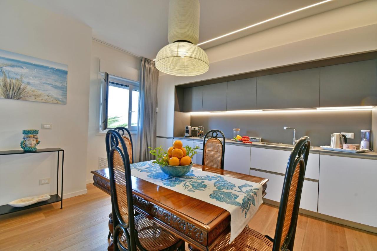 Luxury Suites Joy In Cefalu Cefalù Buitenkant foto