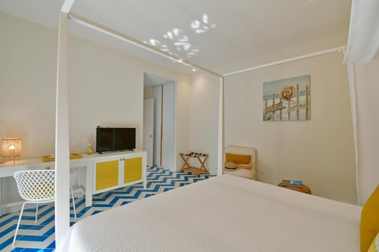 Luxury Suites Casa Di Joy In Cefalù Buitenkant foto